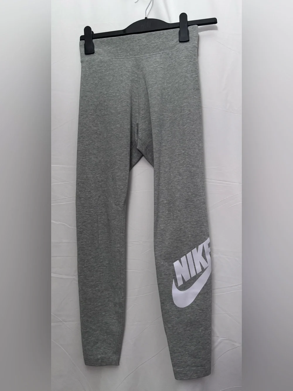 Nike Heather Gray Logo Leggings Size Medium - Picture 4 of 8
